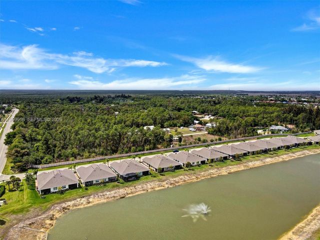 20462 Plumwood Loop, North Fort Myers, FL 33917
