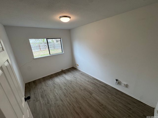 2806 Coral Field, San Antonio, TX 78245