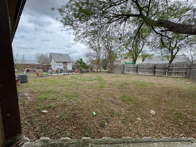 2806 Coral Field, San Antonio, TX 78245