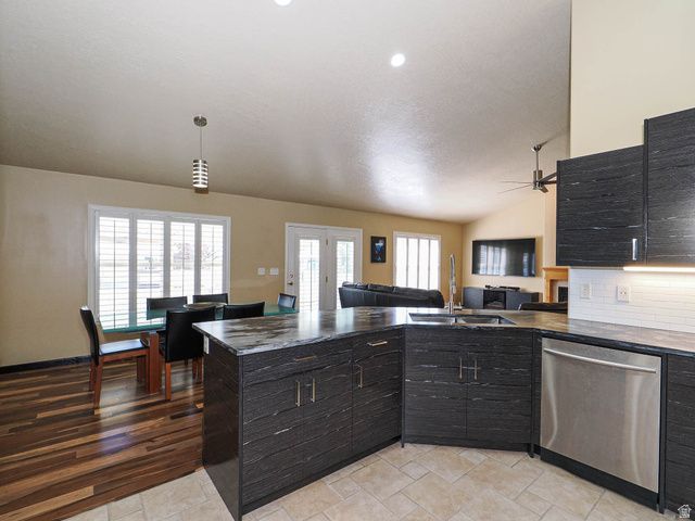 6289 S RIVER BLUFFS RD, Murray, UT 84123