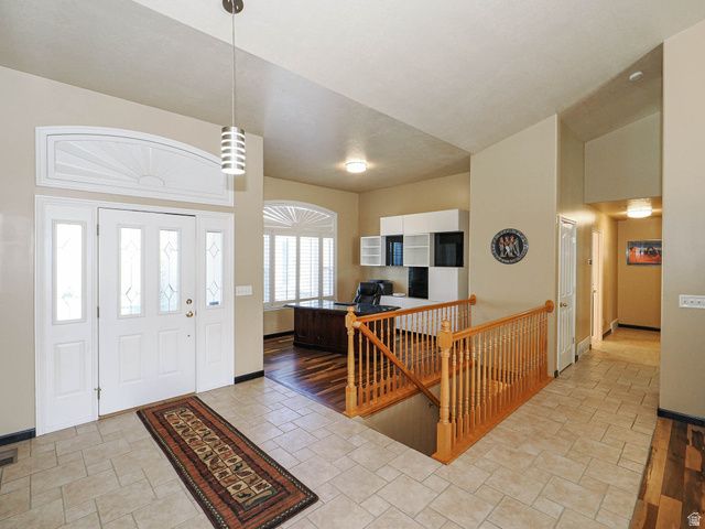6289 S RIVER BLUFFS RD, Murray, UT 84123