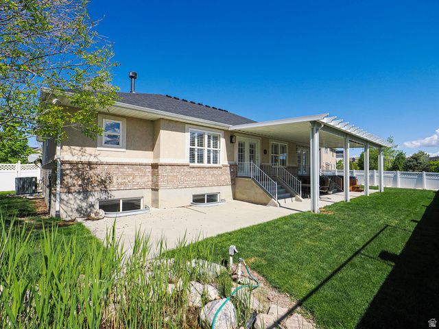 6289 S RIVER BLUFFS RD, Murray, UT 84123