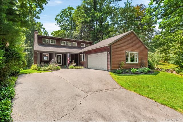 342 Lake Shore Road, Putnam Valley, NY 10579