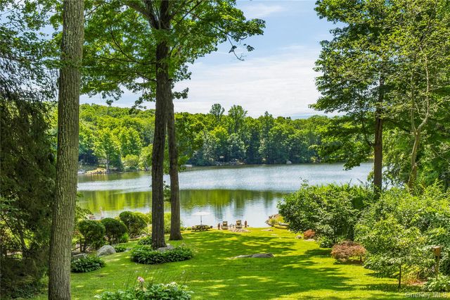 342 Lake Shore Road, Putnam Valley, NY 10579