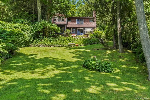 342 Lake Shore Road, Putnam Valley, NY 10579