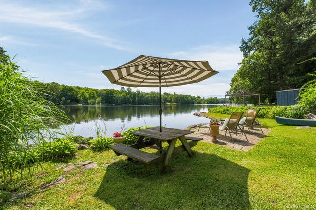 342 Lake Shore Road, Putnam Valley, NY 10579