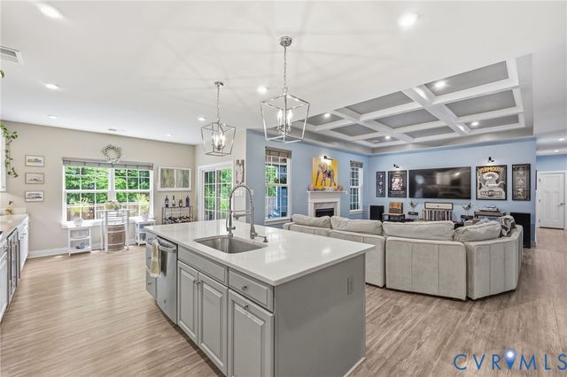 9284 Janeway Dr, Mechanicsville, VA 23116