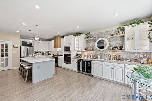 9284 Janeway Dr, Mechanicsville, VA 23116