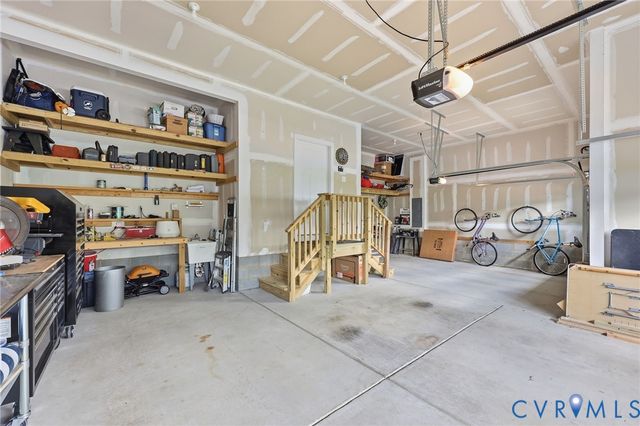 9284 Janeway Dr, Mechanicsville, VA 23116