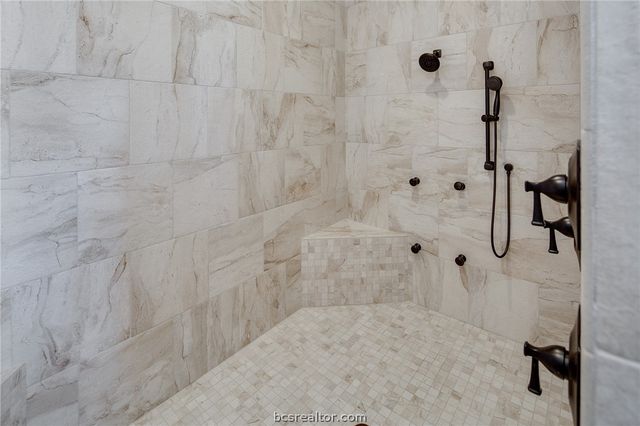 3211 Pinyon Creek Drive, Bryan, TX 77807