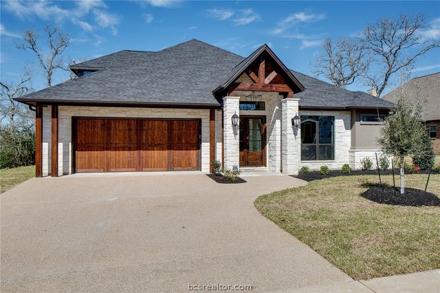 3211 Pinyon Creek Drive, Bryan, TX 77807