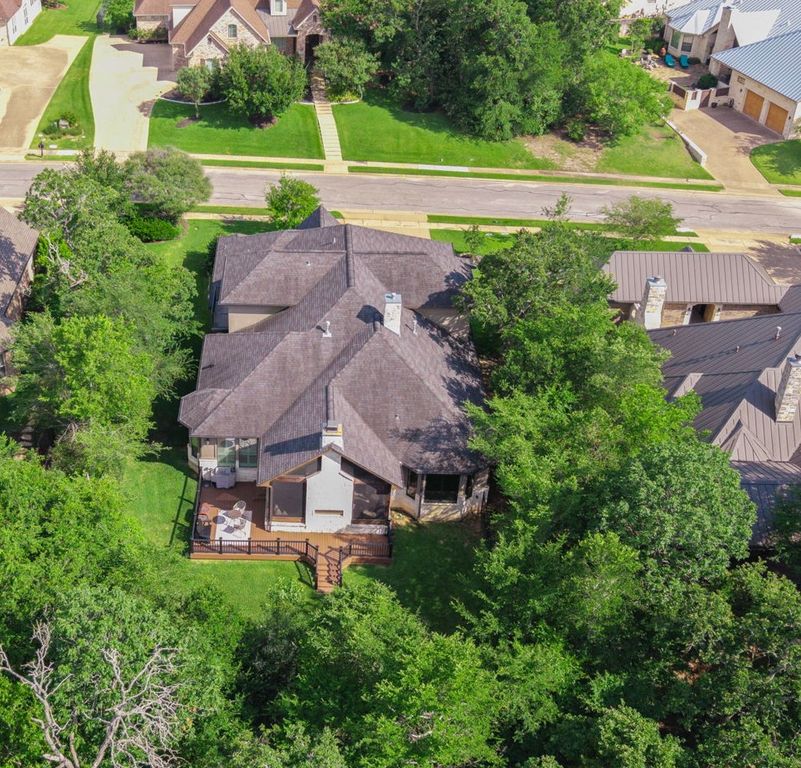 3211 Pinyon Creek Drive, Bryan, TX 77807 — photo 2