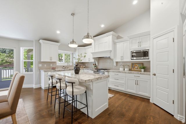 5575 S 1350 E, South Ogden, UT 84403