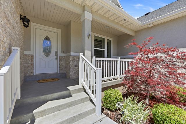 5575 S 1350 E, South Ogden, UT 84403