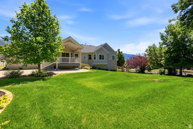 5575 S 1350 E, South Ogden, UT 84403