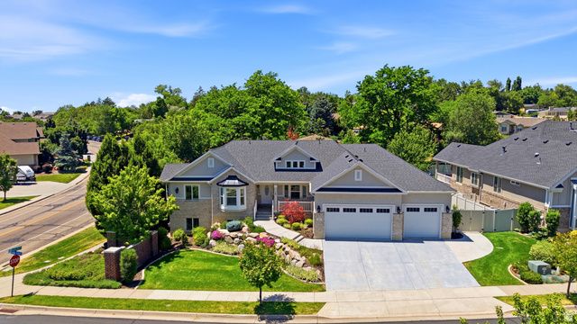 5575 S 1350 E, South Ogden, UT 84403