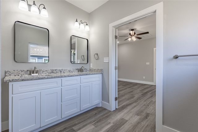 1219 S Montgomery Street, Sherman, TX 75090