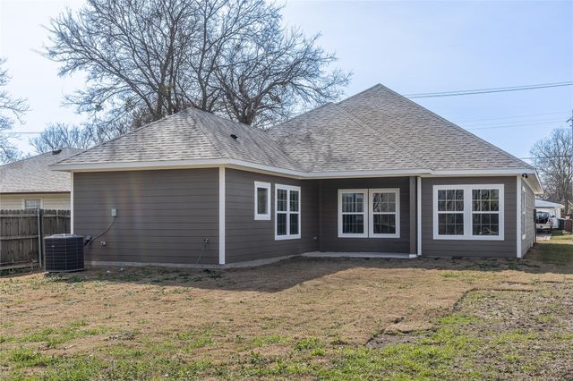 1219 S Montgomery Street, Sherman, TX 75090