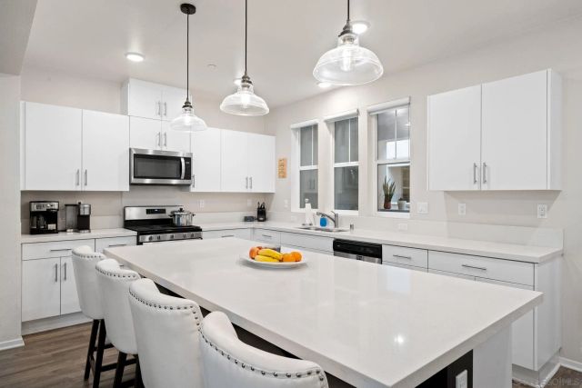 5360 Calle Rockfish 32, San Diego, CA 92154