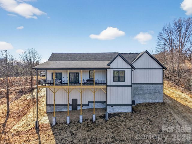 6 Woodchuck Cove Way, Alexander, NC 28701