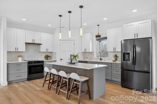 6 Woodchuck Cove Way, Alexander, NC 28701