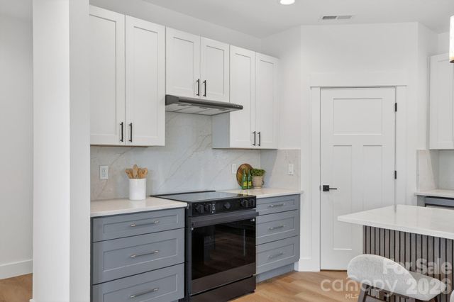 6 Woodchuck Cove Way, Alexander, NC 28701