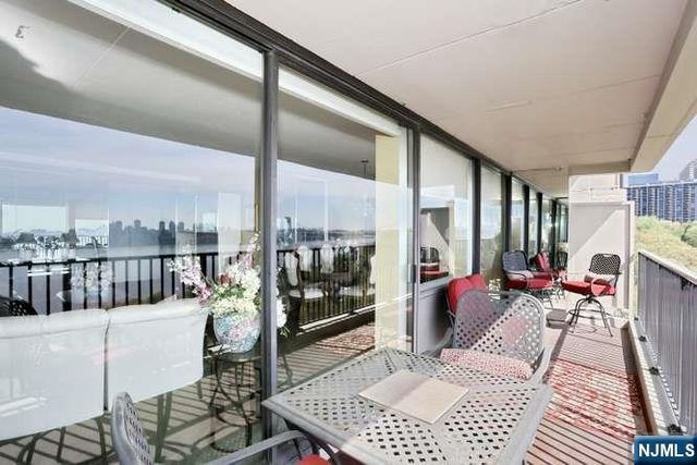 3 Horizon Road 815, Fort Lee, NJ 07024