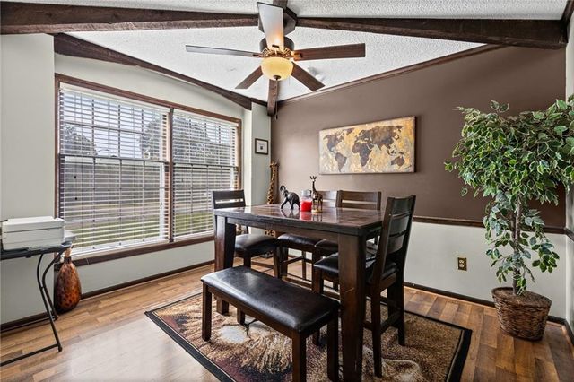 12420 Cambridge Avenue, Grandview, MO 64030