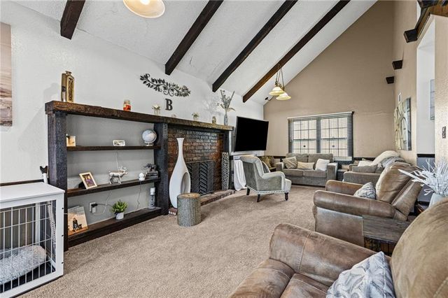 12420 Cambridge Avenue, Grandview, MO 64030