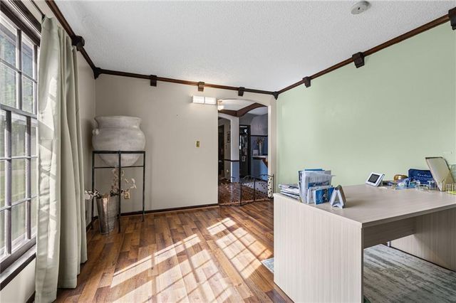 12420 Cambridge Avenue, Grandview, MO 64030