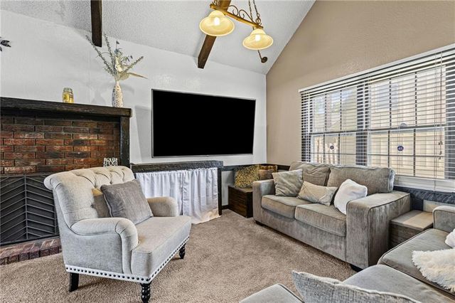 12420 Cambridge Avenue, Grandview, MO 64030