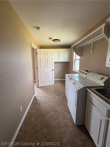 106 Ranch Lane, Wister, OK 74966