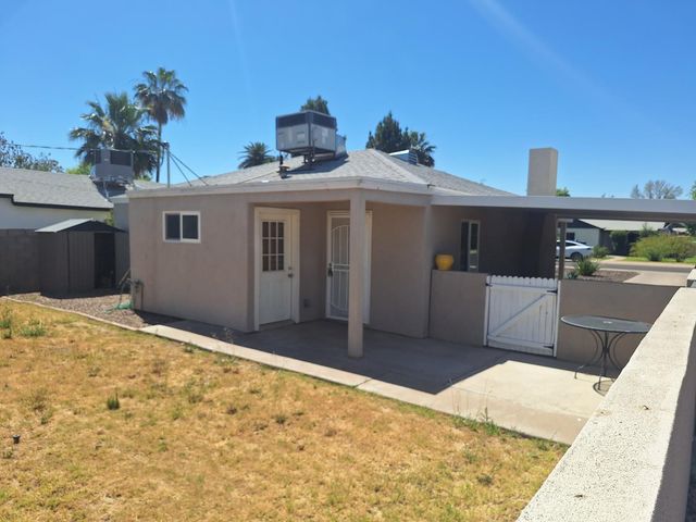 1748 W Glenrosa Avenue, Phoenix, AZ 85015