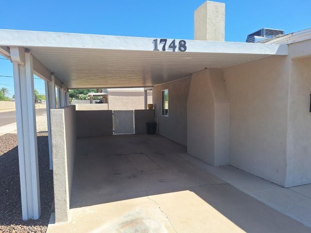 1748 W Glenrosa Avenue, Phoenix, AZ 85015