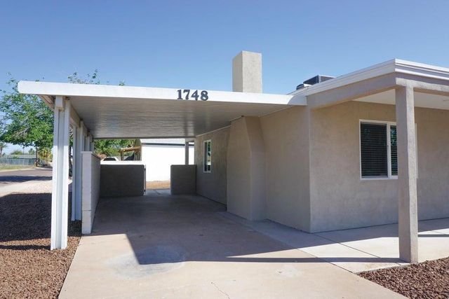 1748 W Glenrosa Avenue, Phoenix, AZ 85015