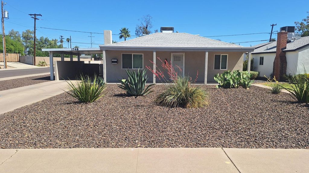 1748 W Glenrosa Avenue, Phoenix, AZ 85015
