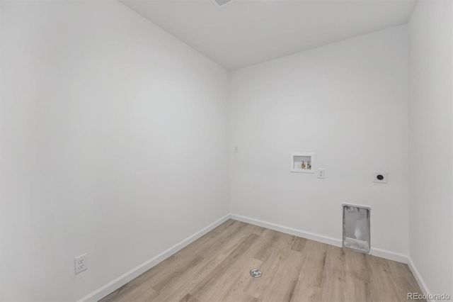 479 S Salida Street, Aurora, CO 80017
