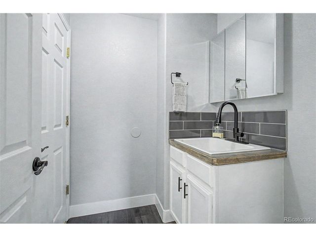 2233 70th Ave, Greeley, CO 80634