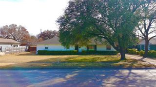 5516 Forest Lane, Dallas, TX 75230