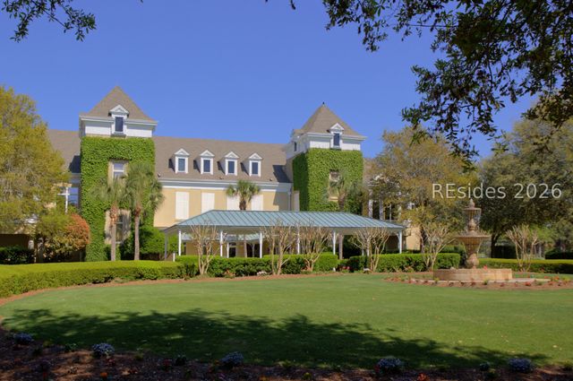 9 Clearwater Ln, Hilton Head Island, SC 29926