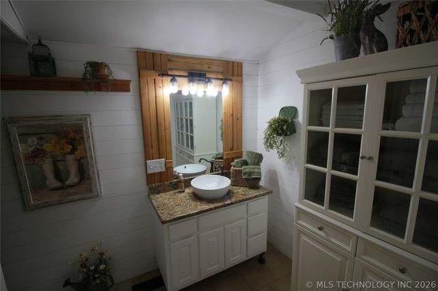 1024 E Lee Avenue, Sapulpa, OK 74066