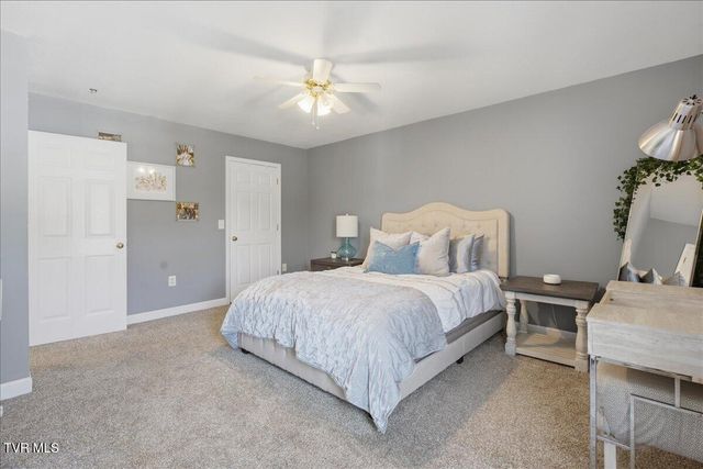 2201 Cherokee Road Apt 16, Johnson City, TN 37604