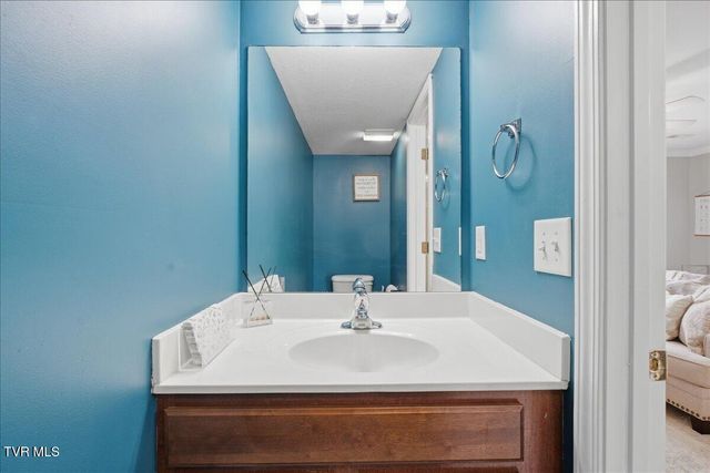 2201 Cherokee Road Apt 16, Johnson City, TN 37604
