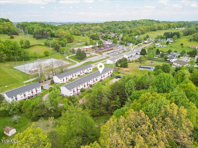2201 Cherokee Road Apt 16, Johnson City, TN 37604