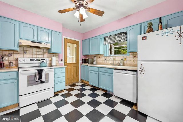 534 BUTTONWOOD AVE, Maple Shade, NJ 08052