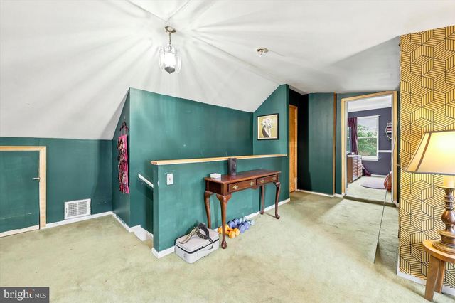 534 BUTTONWOOD AVE, Maple Shade, NJ 08052
