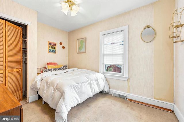 534 BUTTONWOOD AVE, Maple Shade, NJ 08052