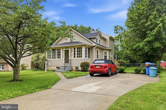 534 BUTTONWOOD AVE, Maple Shade, NJ 08052