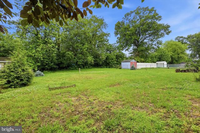 534 BUTTONWOOD AVE, Maple Shade, NJ 08052