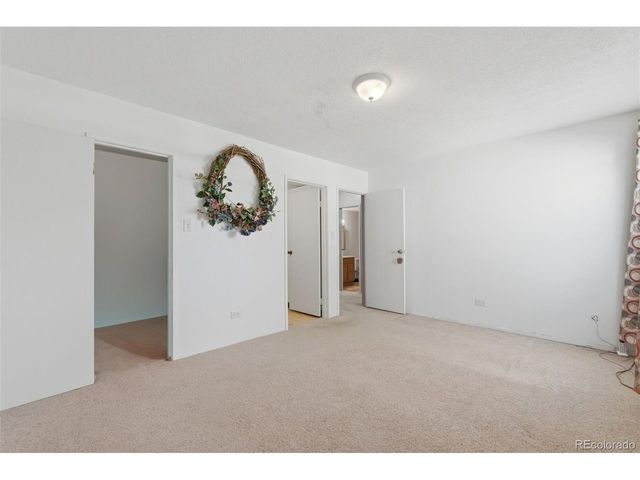 2130 S Vaughn Way 202E, Aurora, CO 80014